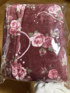 axes femme アクシーズファム ノベルティ ひざ掛け ワイン 赤 花柄