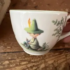 ムーミンマグカップ（家の形の木箱入り）