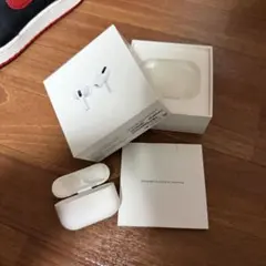 AirPods本体 充電ケース