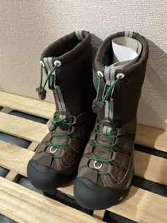 2025年最新】keen 25 スノーブーツの人気アイテム - メルカリ