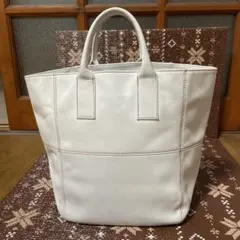 HIROFU ヒロフ レザー トートバッグ ホワイト 収納 大容量 本革のサムネイル