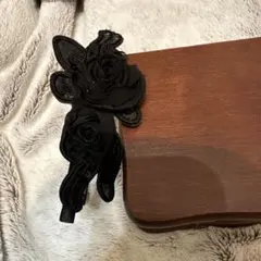 カチューシャ　薔薇　ブラック