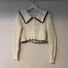 LOWRYSFARM アイボリーのクロップドカーディガン