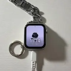 Apple Watch SE 40mm シルバーアルミニウム GPSモデル