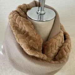 人気❤️ベージュ　ゴールデンブラウン❤️　ジャガードボア　フリース　マフラー　冬