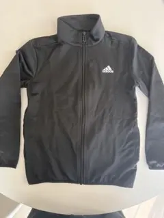 adidas アディダス ESSENTIALS トラックスーツ 130cm