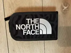 THE NORTH FACE ゼブラ柄ポーチ カラビナ付き