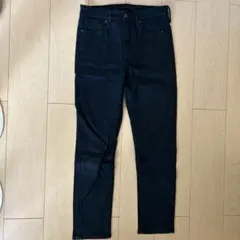 ユニクロ ダークブルー スリムフィットデニム