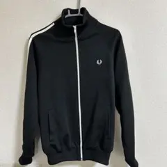 ブラック ジップアップジャケット ホワイトストライプ