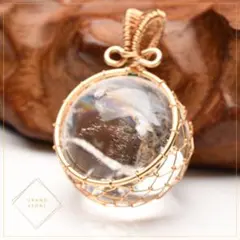 虹入り水晶 ◇アイリスクォーツ　23mm　丸玉 ペンダントトップ　天然石