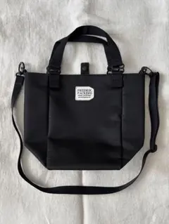 FREDRIK PACKERS ブラック ショルダーバッグ