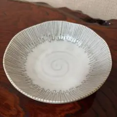 美濃焼　和食器 陶器 渦巻き模様 皿 中皿のサムネイル