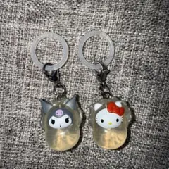 サンリオ なりきりオイスター キティ クロミ めじるしアクセサリー