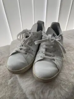 adidas Stella McCartney ホワイトスニーカー