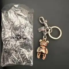 COACH ゴールドテディベアキーホルダー