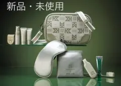 【新品】エバー航空 ビジネスクラス限定 メゾンキツネ コラボアメニティ セットのサムネイル