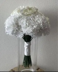 ウェディングブーケ　アーティフィシャルフラワー