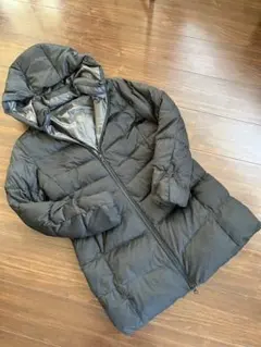 超美品！ユニクロフード付きダウンコート