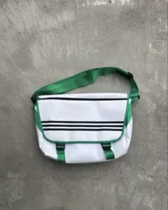 Item thumbnail for item 109ac872-4fcb-461a-a4ec-67f8969aa1f1