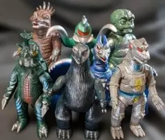 T*y様 当時物 大里玩具 指人形 未開封品 ソフビ 怪獣 ブルマァク