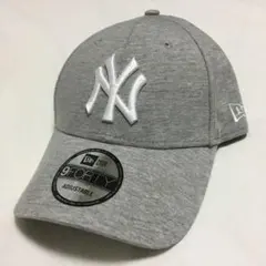【海外限定】ニューエラ ニューヨークヤンキース 9FORTY ライトグレー
