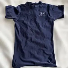 UNDER ARMOUR ネイビー アンダーシャツ 半袖