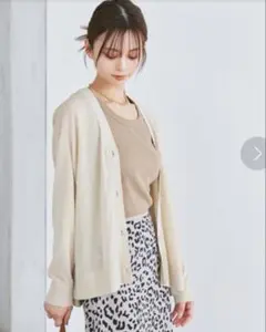 Mila Owen シェル釦ハイゲージボックスカーディガン　ライトグレー