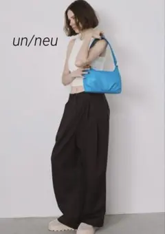 un/neu ワイドハンドルタックミニバッグ　ブルー
