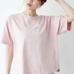 ピンクTシャツのサムネイル
