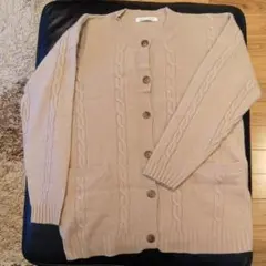 メイソングレイのカーディガン