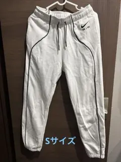 NIKE ホワイト ジョガーパンツ S