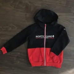 キッズ　上着　パーカー　男女兼用　130 フード付きブルゾン　ジャンパー