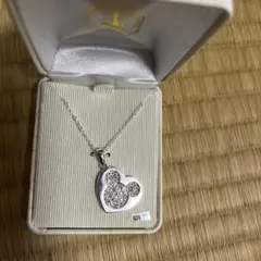 Disney ミッキー型ペンダント ネックレス