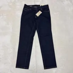 Item thumbnail for item b2cf602a-95aa-4f6d-aa08-c1689480e39b