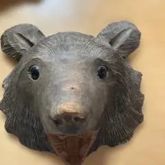木製クマ彫刻