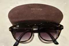 人気　TOM FORD サングラス Von Bulow 朝倉未来モデルのサムネイル