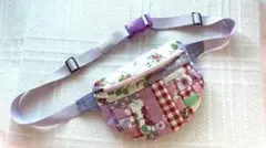 花柄ウエストポーチ　ボディバッグ　カラフルパッチワーク