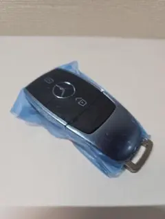 1*8様 Mercedes-Benz キーレスエントリー 未使用　300円スターのサムネイル