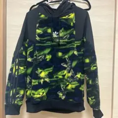 adidas パーカー　アウター　Mサイズ