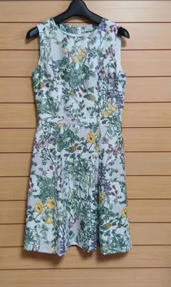 SOAREAK フラワープリント ノースリーブ ワンピースのサムネイル