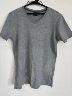 Puma グレー Vネック Tシャツ XS