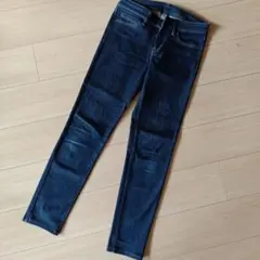 UNIQLO スキニーデニム テーパード　25インチ
