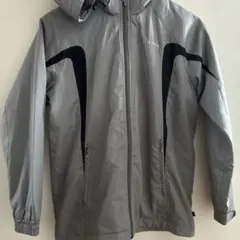 IGNIO フード付きナイロンジャケット グレー・ネイビー