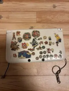 メ*ー様 ニンテンドー3DS LL ホワイト ステッカー付き ジャンク品