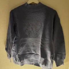 ライトブルー ハイネックニットセーター