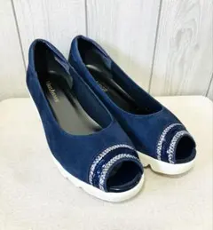 Item thumbnail for item 4a75969f-bb65-4f7a-8c79-dad8cb87c799