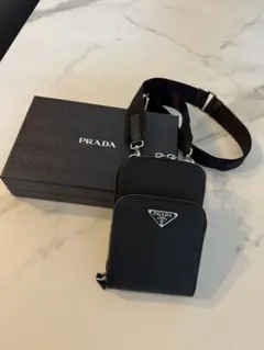 PRADA リナイロン ショルダーバッグ 美品 プラダ 2025年7月購入 - メルカリ