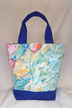 ♥ハンドメイド♥カーテン布地のチューリップ柄バケツ型トートバッグ