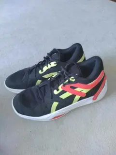 PUMA BLAZE COURT/黄/赤　29センチ