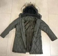 クロコダイルのオリーブグリーン ファー付きダウンジャケット